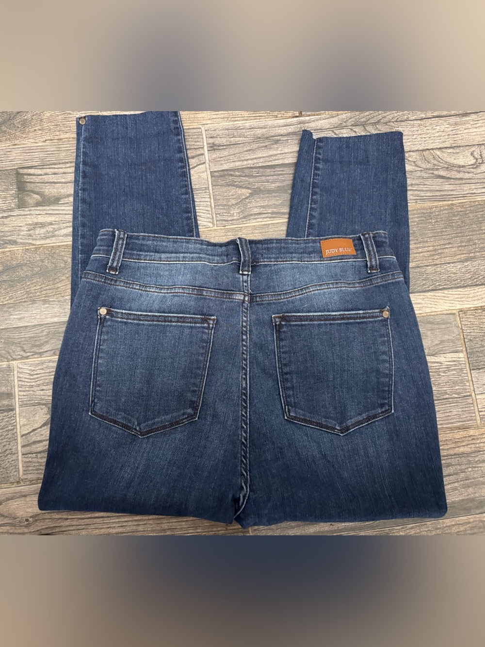 Judy Blue Women’s Crop Skinny Fit stretch - size 15/32